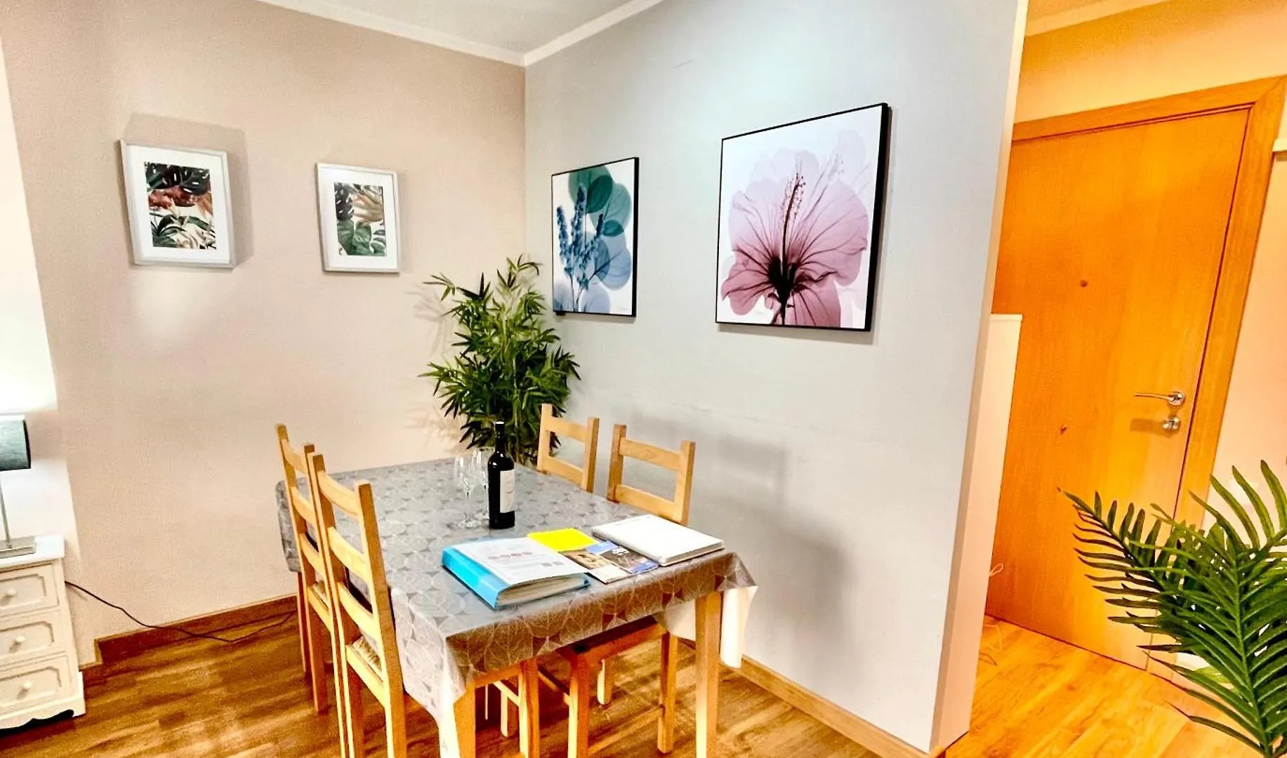 Seahomes Vacations, La Mer Bleue, Beach&Pool, Pk, Full Equipped In Fenals Beach Lloret de Mar 0*,